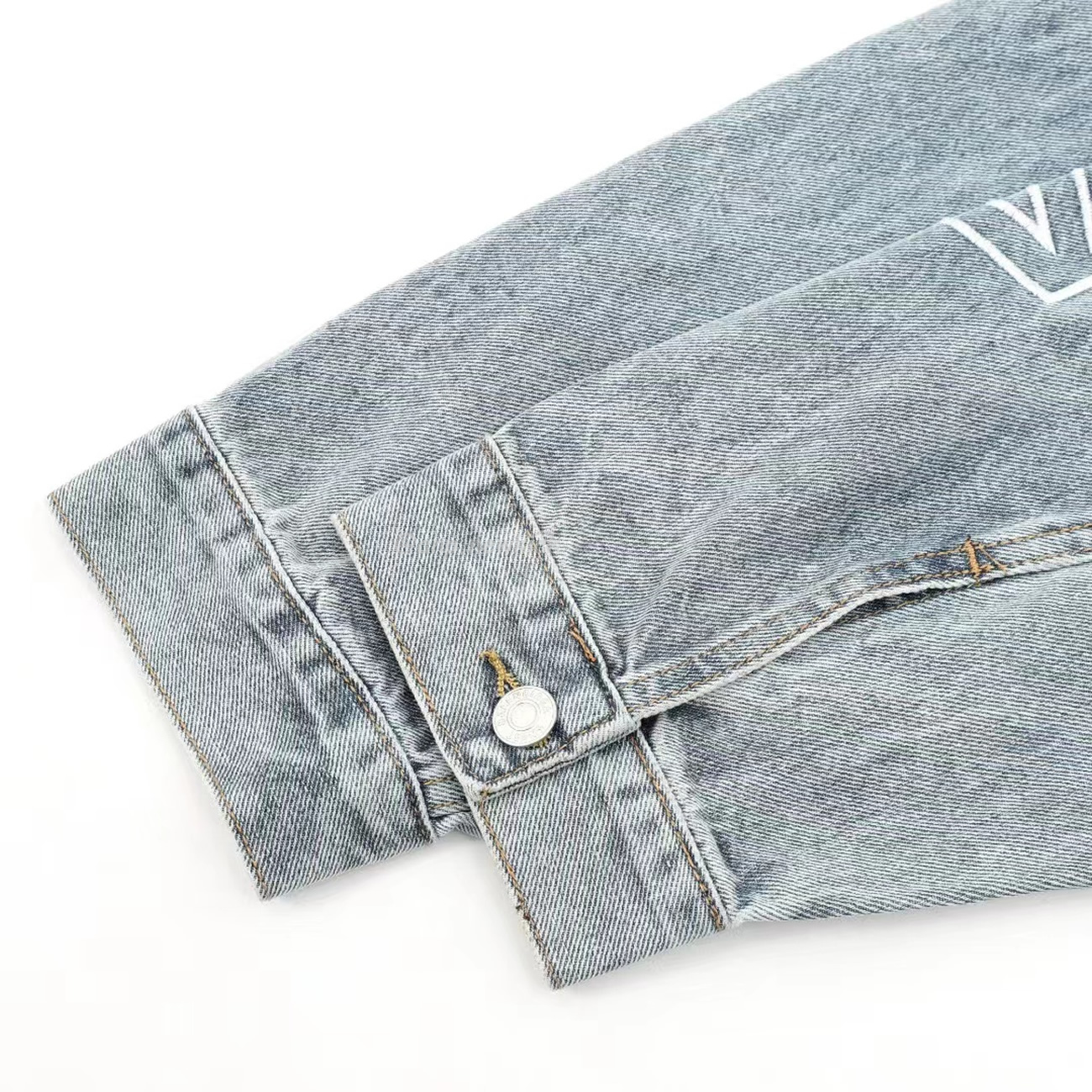 Balenciaga Retro Denim Jacket (2) - www.newkick.vip